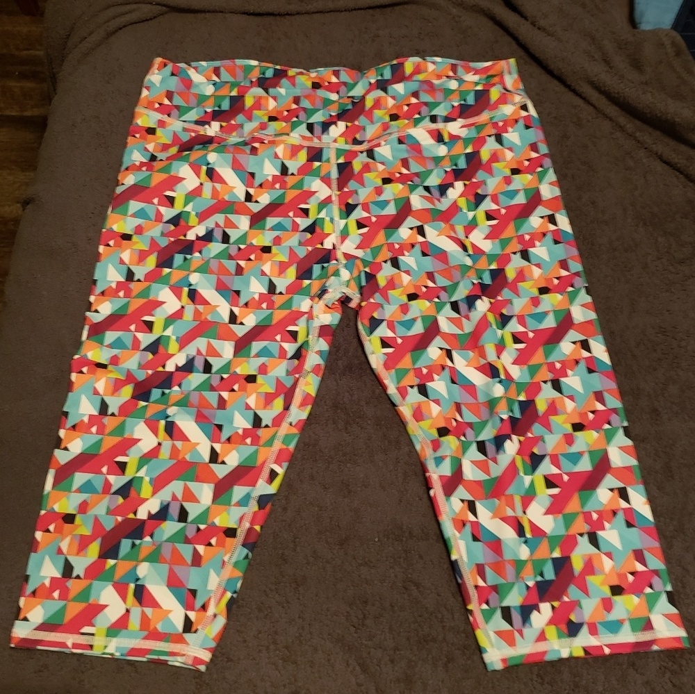Fabletics Salar Crop